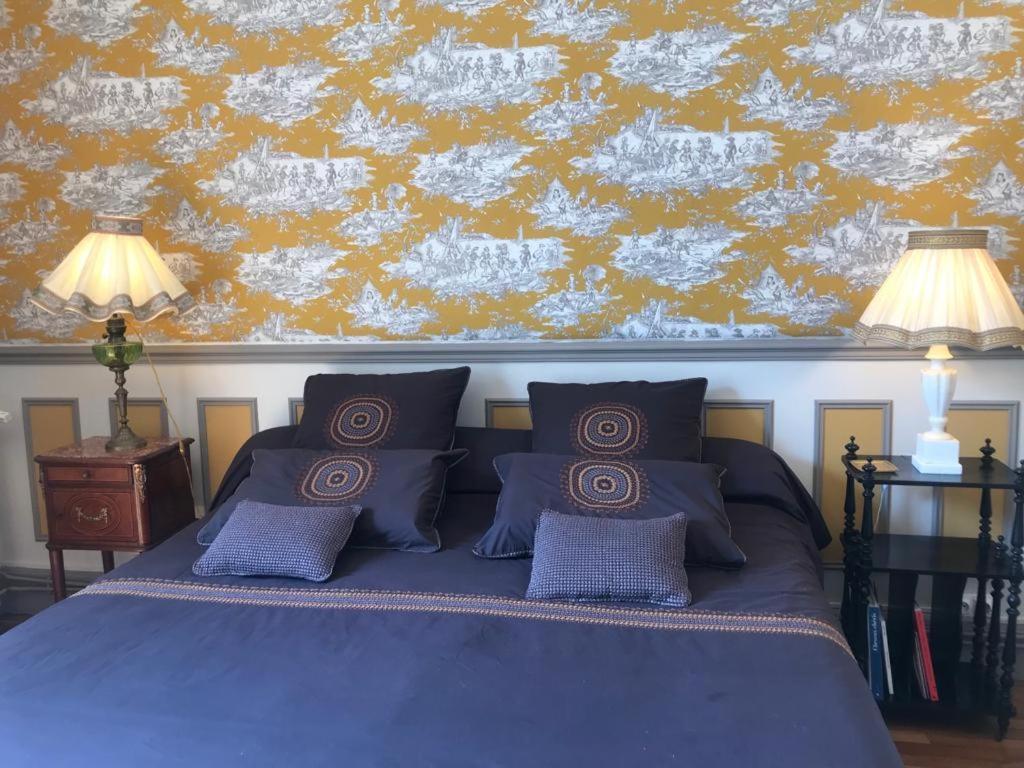 Vichy Luxe Napoleon III Apartment Bagian luar foto