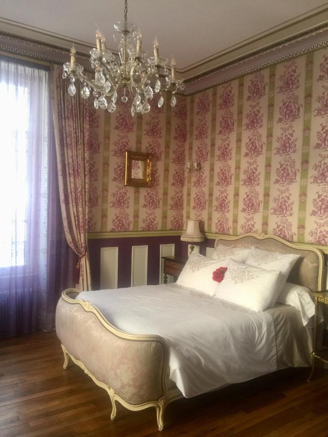Vichy Luxe Napoleon III Apartment Bagian luar foto