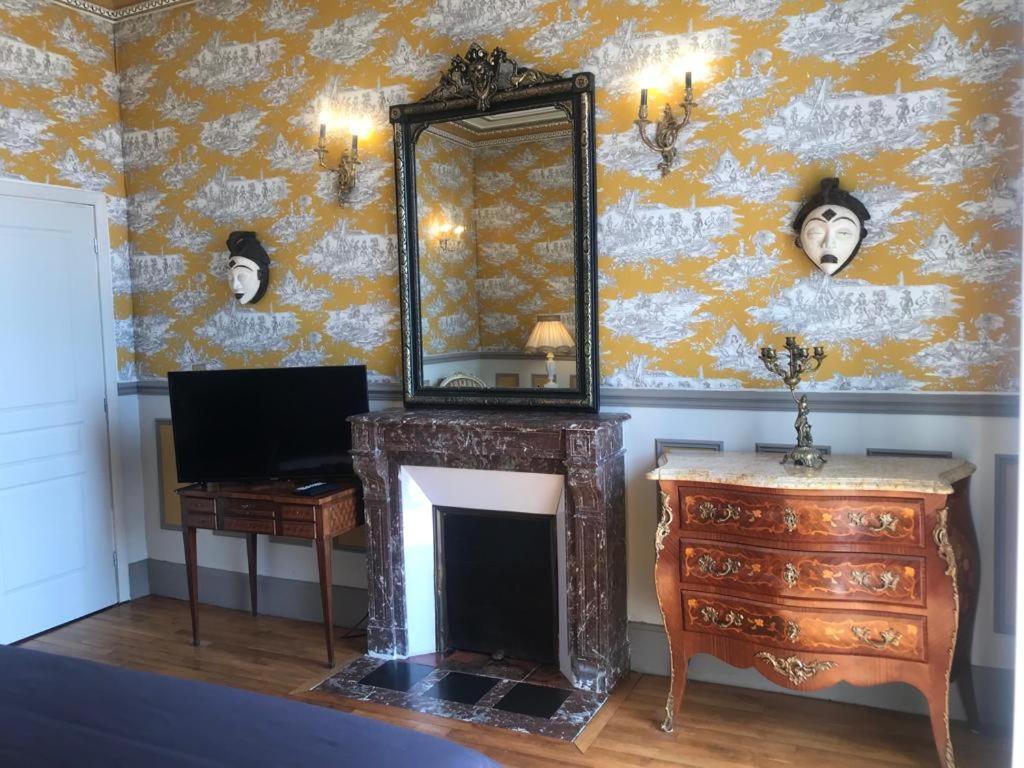 Vichy Luxe Napoleon III Apartment Bagian luar foto
