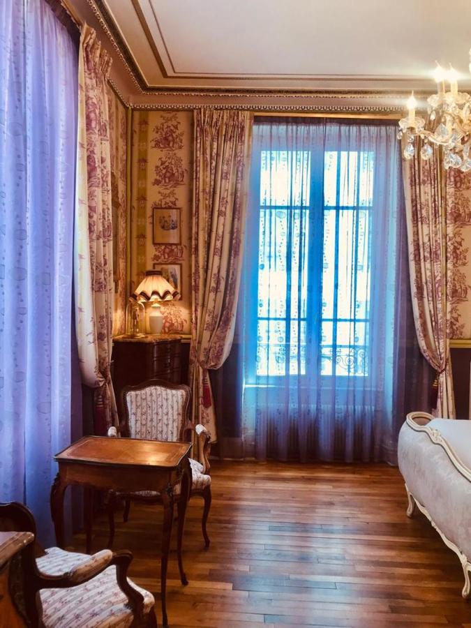 Vichy Luxe Napoleon III Apartment Bagian luar foto